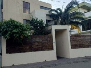 Arrenda-se está bela Moradia, tipo4 no bairro da costa do sol triunfo