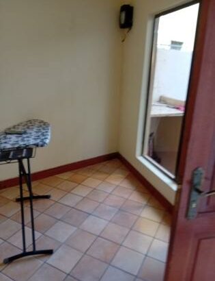 Arrenda-se está bela Moradia, tipo4 no bairro da costa do sol triunfo