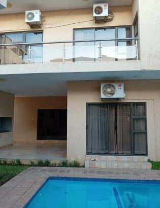 Arrenda-se está bela Moradia, tipo4 no bairro da costa do sol triunfo