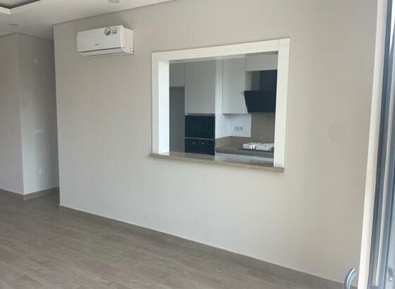 Arrenda se apartamento novo luxuoso tipo 2 num condomínio no bairro da sommerchielde avenida Kim I’ll sung