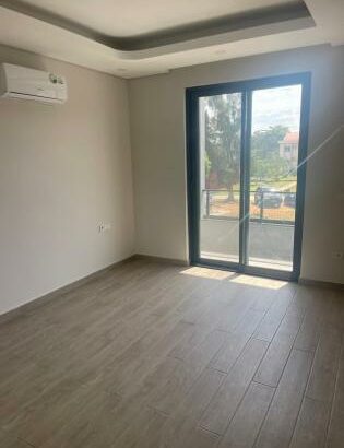 Arrenda se apartamento novo luxuoso tipo 2 num condomínio no bairro da sommerchielde avenida Kim I’ll sung