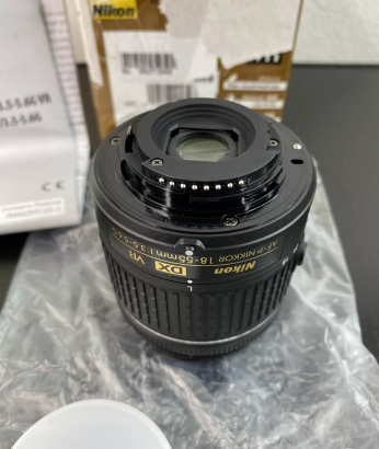 lente Nikon AF-P 18-55mm nova