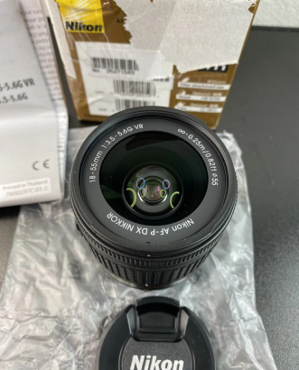 lente Nikon AF-P 18-55mm nova