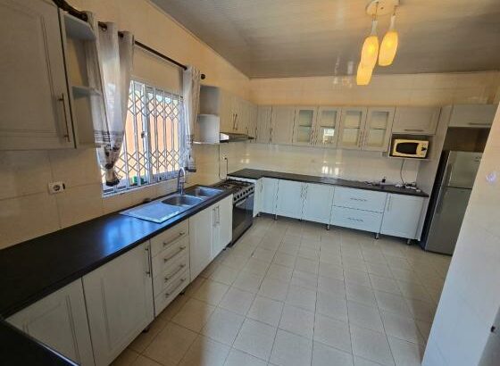 Arrenda-se Casa Tipo 3 Mobiliada no Niketche