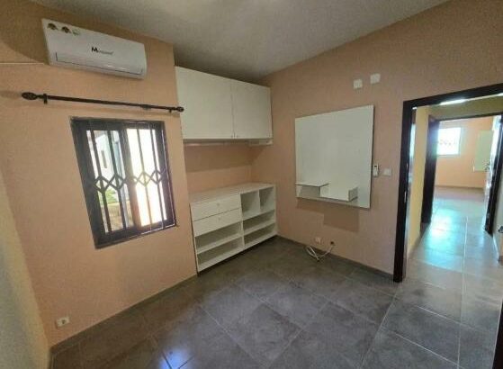 Arrenda-se Casa Tipo 2 na Circular Matola Gare