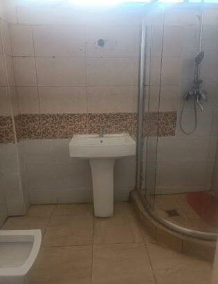 Vende se Apartamento Tipo 3 na Coop Rua da França