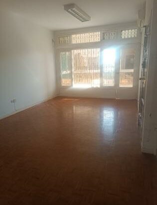 Vende se Apartamento Tipo 3 na Coop Rua da França