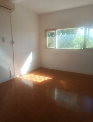 Vende se Apartamento Tipo 3 na Coop Rua da França