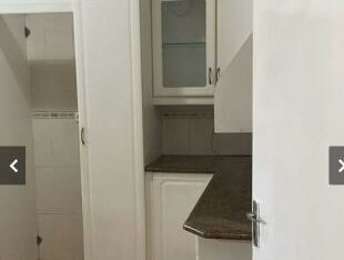 Vende se Excelente Apartamento Tipo 2+1 no Museu Casa Macamo