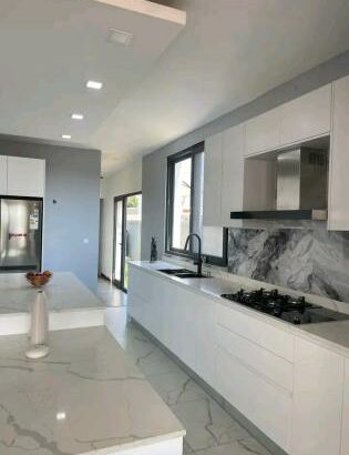 Marcenaria de qualidade fazemos RACK, PAINEL, ROUPEIROS, NICHOS, GARRAFEIRAS, etc.