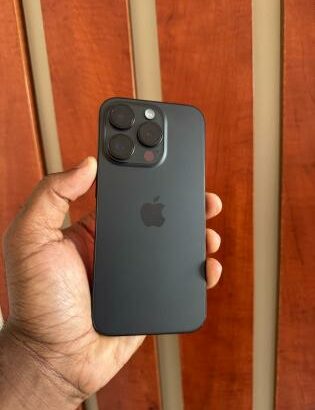 Iphone 15 pro 256g por apenas 49 mil preço especial