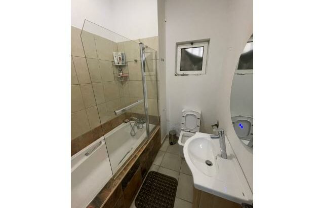 Vende-se Belíssimo Apartamento T2 no RC no condomínio casa jovem