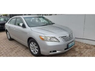 Toyota Camry 2006 bem conservado