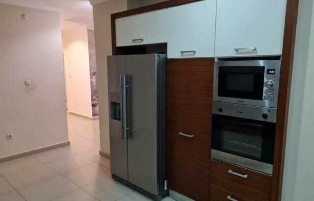 Vende-se Luxuoso Apartamento T3 no condomínio Garden Park