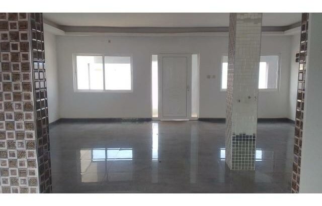 Casa no Condominio da esquadra Lalgy em aluguer em Tchumene