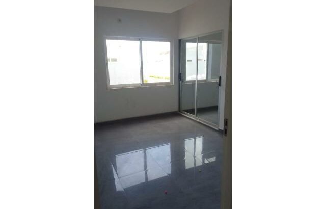 Casa no Condominio da esquadra Lalgy em aluguer em Tchumene