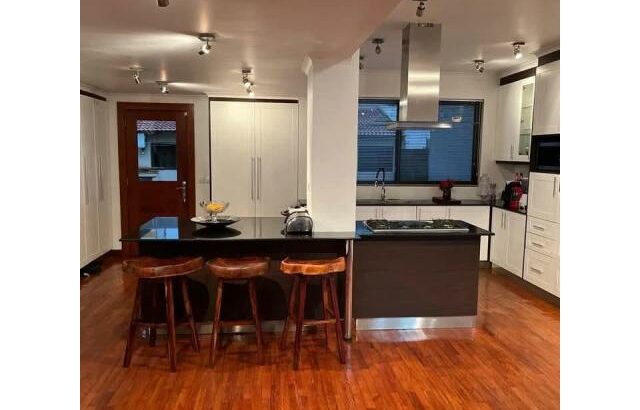 Vende-se Magnífica Moradia T3 duplex na polana