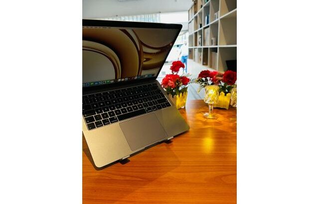 SEMI-NOVO MacBook Air 2019