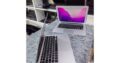 MacBook Air 2017. Design Slim, Mordeno e Sofisticado