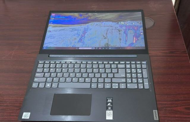 Lenovo IdeaPad i3-10Th Gen. Sofisticado e Moderno