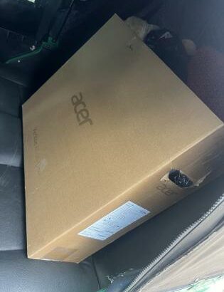 Acer All in one AIO Veriton Z2694G  Desktop core i7-12700 23.8” FHD 16GBRAM 512gb SSD Win 11 pro