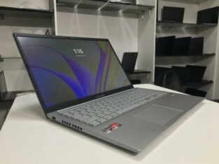 ASUS Vivobook 15 AMD Ryzen 5600H 8GB RAM 512GB SSD AMD Graphics