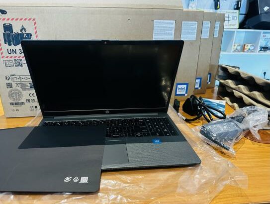 Atenção a Promoção pare de comprar coisas velhas você não merece isso, Aqui estão:  Lap Tops Novos em Promoção  0KM Nunca usado Seja o primeiro Usurár