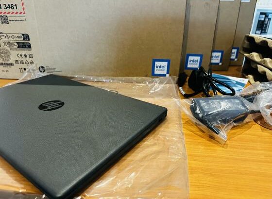 Atenção a Promoção pare de comprar coisas velhas você não merece isso, Aqui estão:  Lap Tops Novos em Promoção  0KM Nunca usado Seja o primeiro Usurár