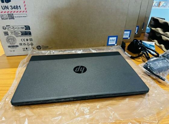 Atenção a Promoção pare de comprar coisas velhas você não merece isso, Aqui estão:  Lap Tops Novos em Promoção  0KM Nunca usado Seja o primeiro Usurár