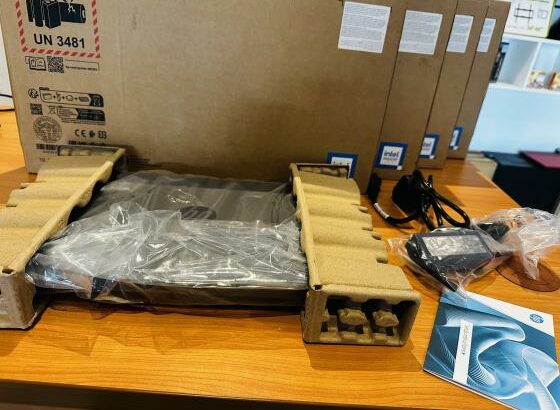 Atenção a Promoção pare de comprar coisas velhas você não merece isso, Aqui estão:  Lap Tops Novos em Promoção  0KM Nunca usado Seja o primeiro Usurár