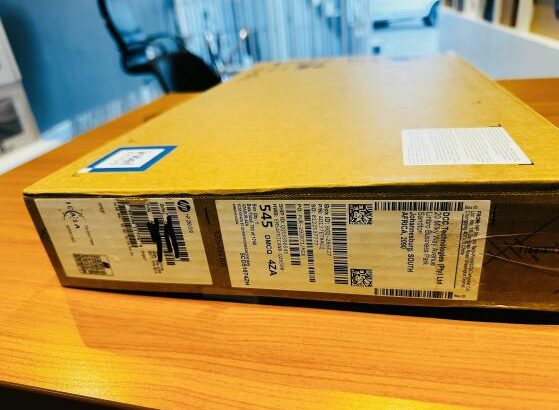 Atenção: Lap Tops Novos em Promoção  0KM Nunca usado Seja o primeiro Usurário  Hp 250 15.6 inch G10 Notebook PC  Intel R N100 14 TH Generation Edição