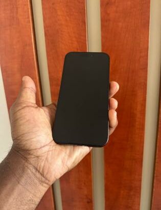 Iphone 15 pro 256g por apenas 49 mil preço especial