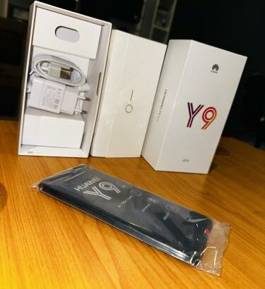 Compre aqui o Seu Smartphone no preço mais Baixoooo da Cidade  Huawei Y9 Selado  Dual SIM  6GB RAM /128 GB Room  Colour: Black  best price in town:6.5