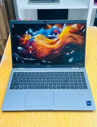 Dell Latitude 5440 i5 13th 16GB RAM 512GB SSD