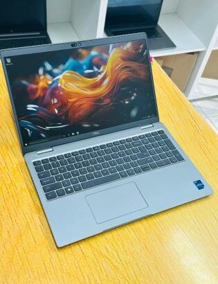 Dell Latitude 5440 i5 13th 16GB RAM 512GB SSD