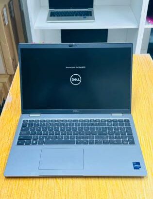 Dell Latitude 5440 i5 13th 16GB RAM 512GB SSD