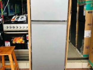 Geleira Hisense H225TTS, INOX. NOVAS E SELADAS