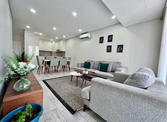 Vende se Excelente Apartamento Tipo 2 n Condomínio Plaza