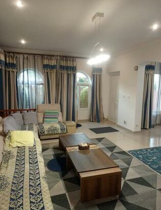 Vende se Moradia Tipo 4 Dentro do condomínio Triunfo mesmo n Marginal