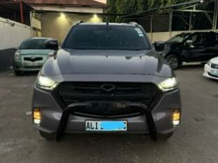 Vendo Modelo:  Mazda BT50 2022
Motor: 3.0D
Caixa Automática 
4×4
55.000km