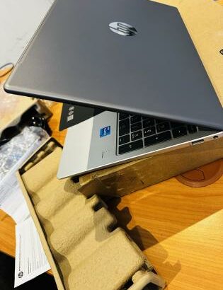 Lap Top HP Top De Gama i7 13 Th Gen Disponível para entrega imediata  HP 250 G10 Notebook PC  Novinho na Box Nunca Usado  Intel Core I7-1355U 1.70GHZ