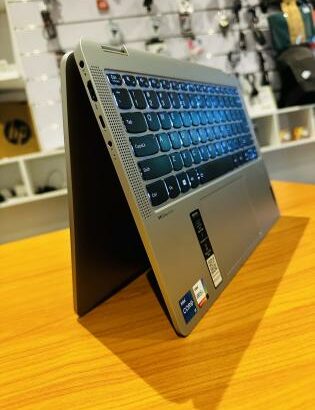Lenovo ideapad Flex 5 Convertible 360Graus Full Touchscreen 12 TH Generation Intel Core i5-1235U (12 CPUs) 1.30 GHZ , 8 GB DDR4 SDRAM ,1 TB SSD NVMe (