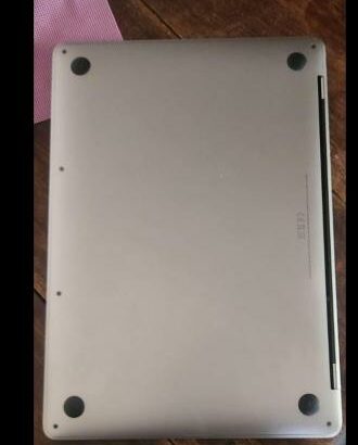 MacBook Pro 2019 Touchbar Touch ID i5 8GB RAM 256GB SSD 13.3”