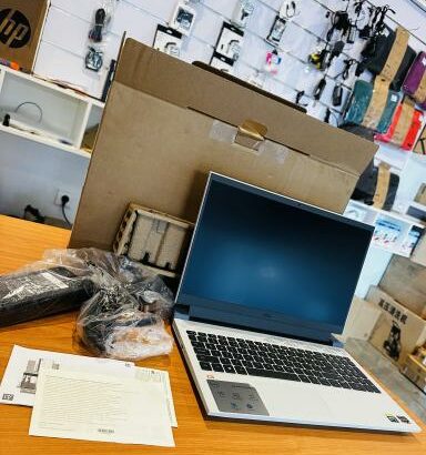 Porquê comprar um Lap Top Gamer Velho se pode ter um novo e potente , Com 01 Ano De garantia e assistência Técnica  a Preço Promocional Aproveite já !