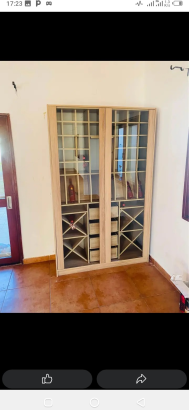 Carpintaria e Marcenaria fazemos PORTAS, MESAS, CADEIRAS, RACK PAINEL, ROUPEIROS, ETC