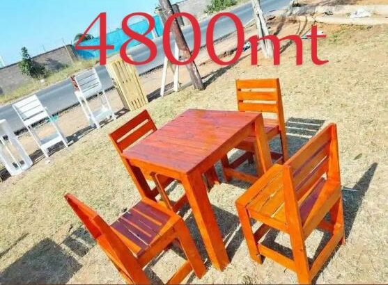 marcenaria e carpintaria fazemos PORTAS, RACK, PAINEL, ROUPEIROS, NICHOS, GARRAFEIRAS, ETC.