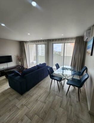 Vende-se Luxuoso apartamento T2 mobiliado- Polana Plaza