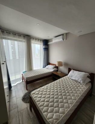 Vende-se Luxuoso apartamento T2 mobiliado- Polana Plaza
