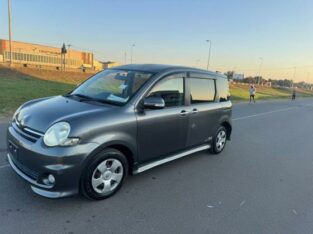 TOYOTA SIENTA 2009 RÉCEM CHEGADO