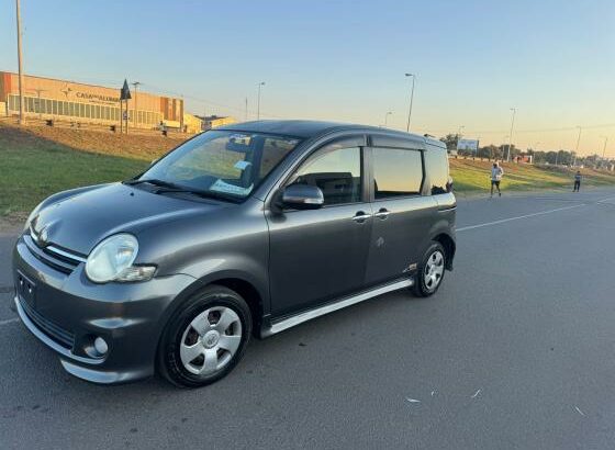 TOYOTA SIENTA 2009 RÉCEM CHEGADO